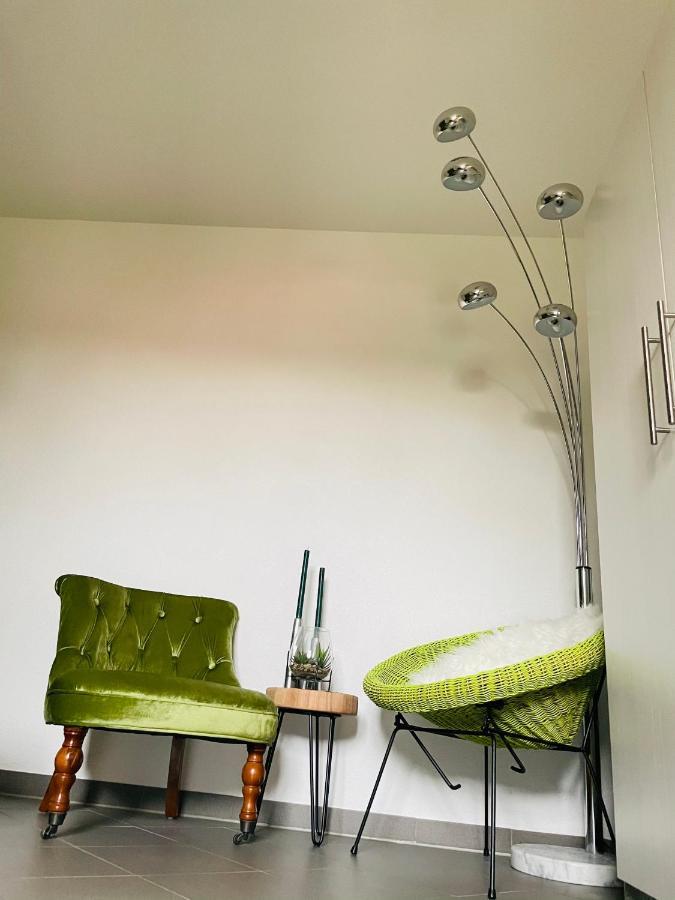 Limes Apartment -Uebernachten Am Limes- Rainau Exteriör bild