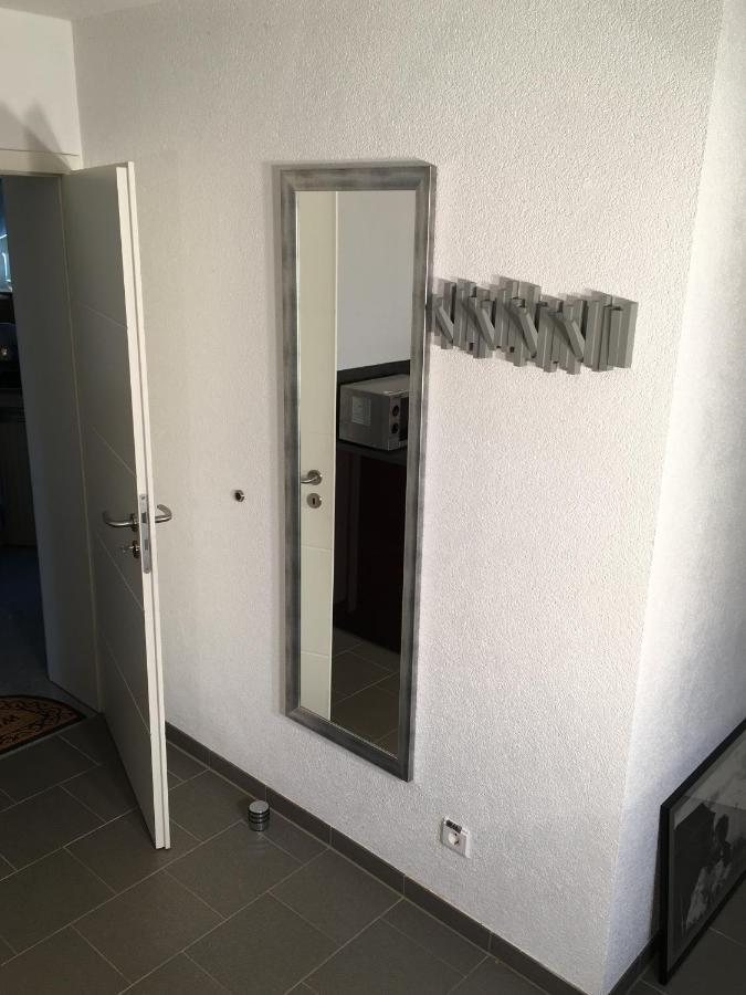 Limes Apartment -Uebernachten Am Limes- Rainau Exteriör bild